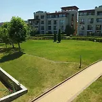 Apartment Blue Kavatsi,