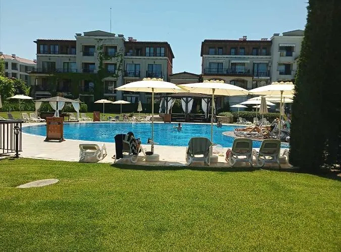 아파트 Blue в местност каваци,